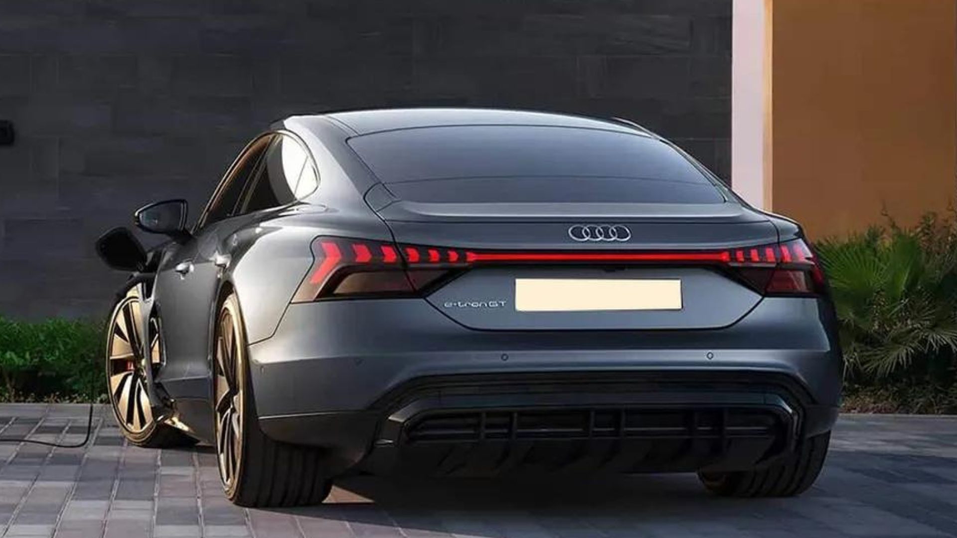 Audi-E-Tron-GT-Rear-view