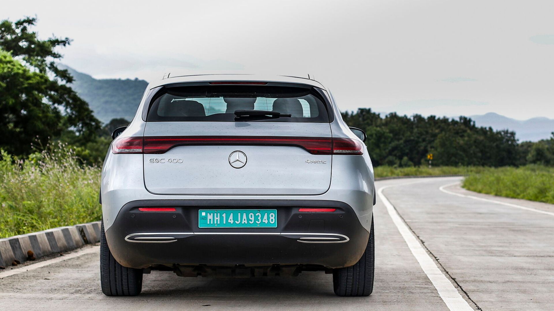 Mercedes-Benz-EQC-Rear-view