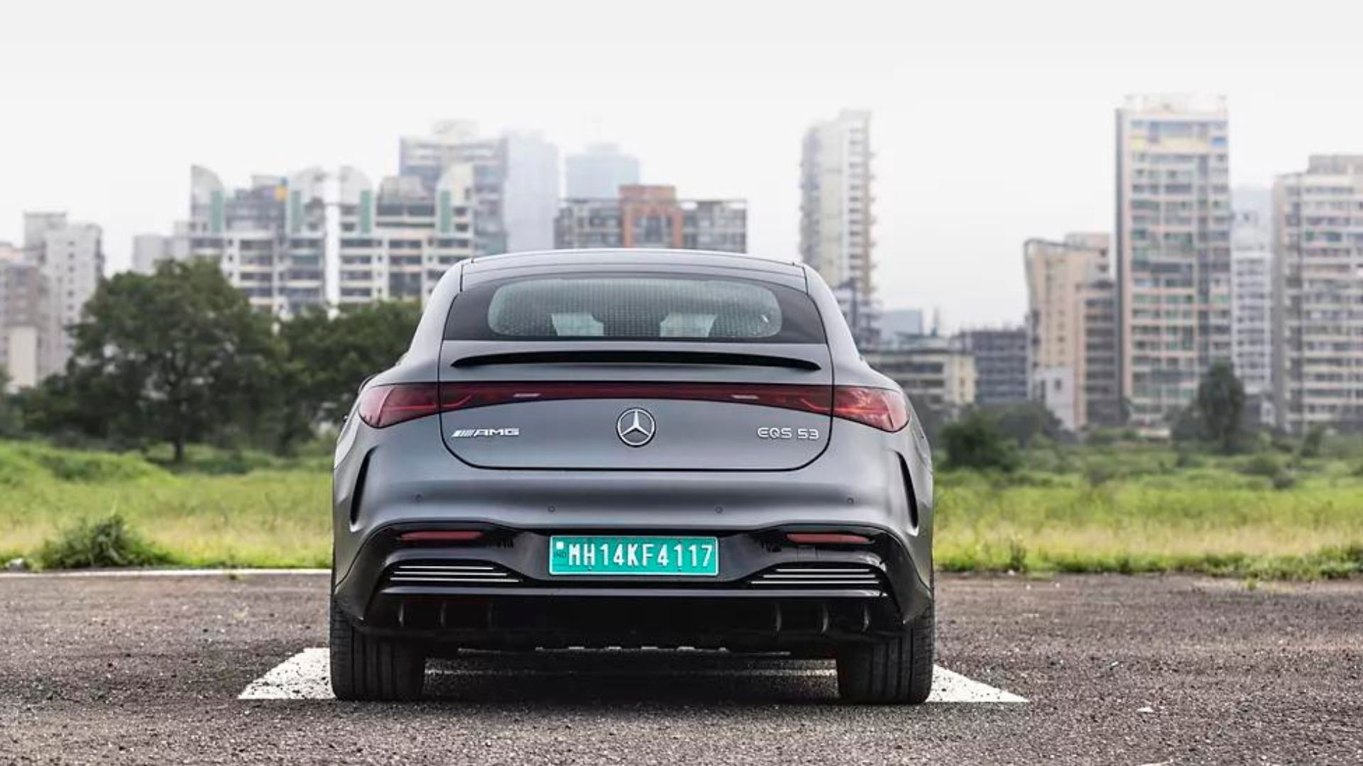 Mercedes-Benz-EQS-Rear-view