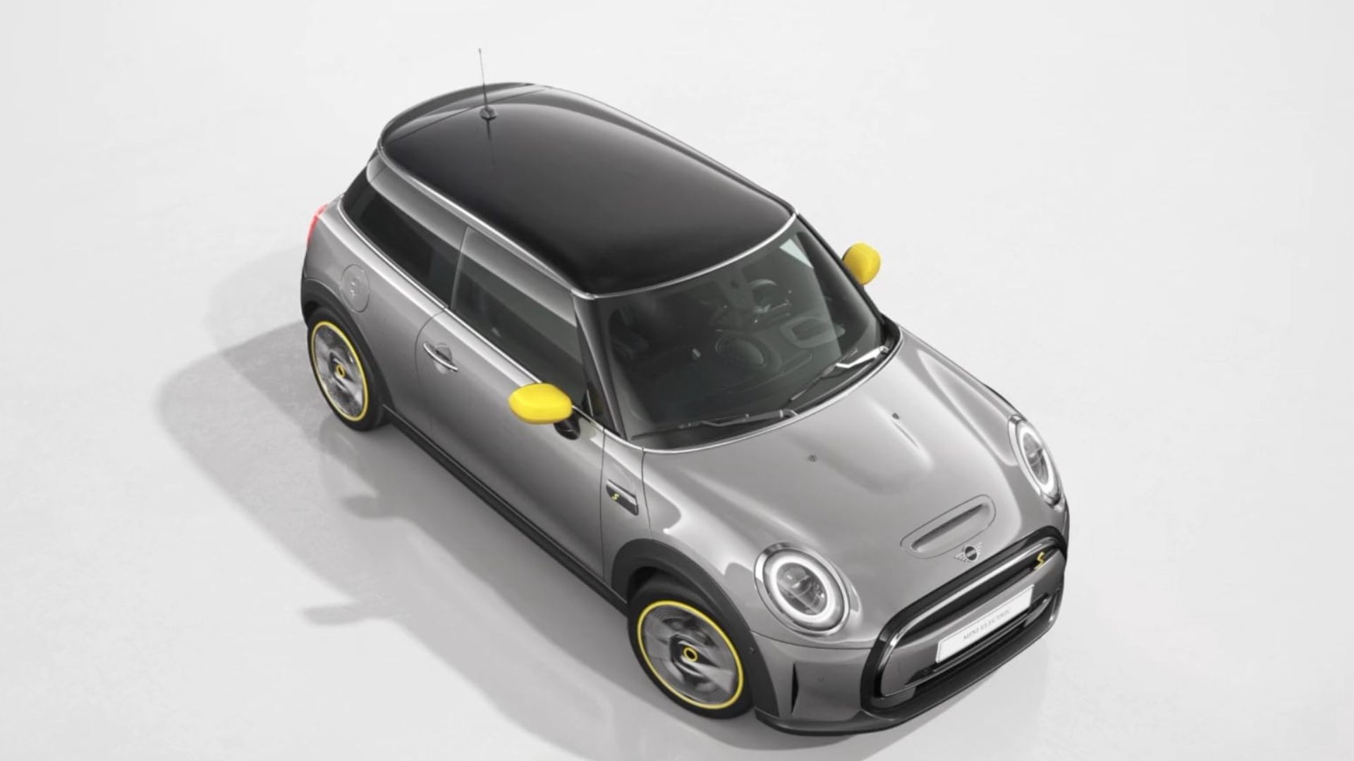 mini-cooper-se-Top-view